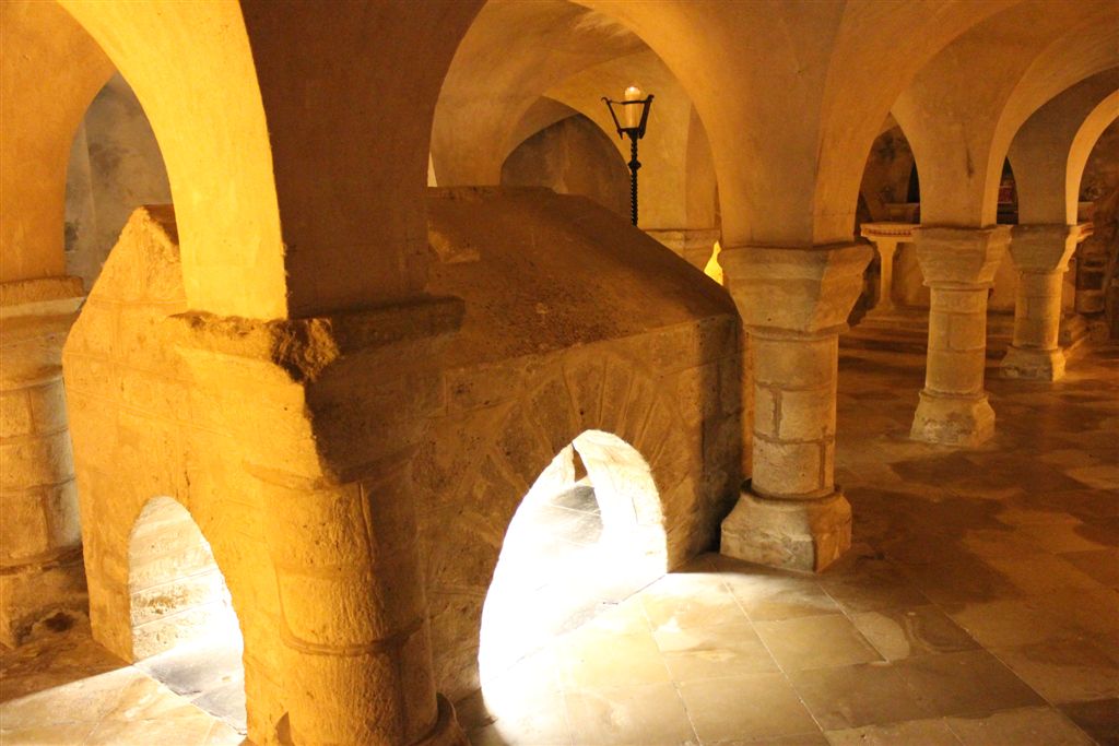 crypte mérovingienne de l'église saint Philbert de Noirmoutier,